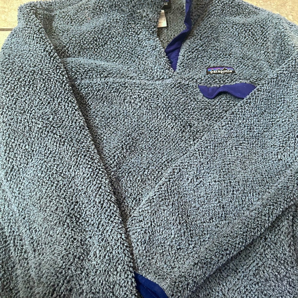 Patagonia Large Sweater